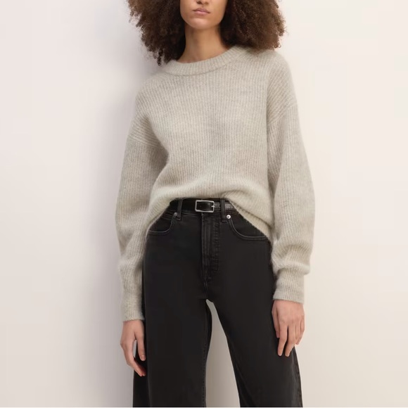 Everlane Sweaters - Everlane The Alpaca Crewneck Sweater Alpaca Wool Almond Size Large